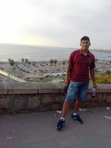 Chico de 30 busca chica para hacer pareja en LIma, Perú