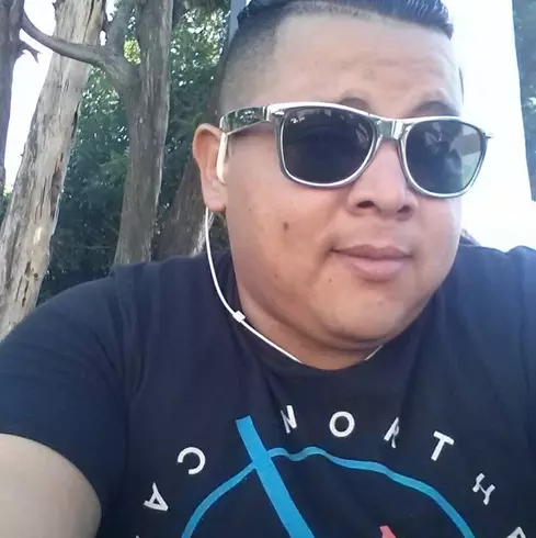 Hombre de 39 busca mujer para hacer pareja en San Vicente, Salvador