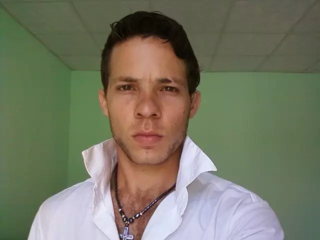 Chico de 33 busca chica para hacer pareja en La Habana, Cuba