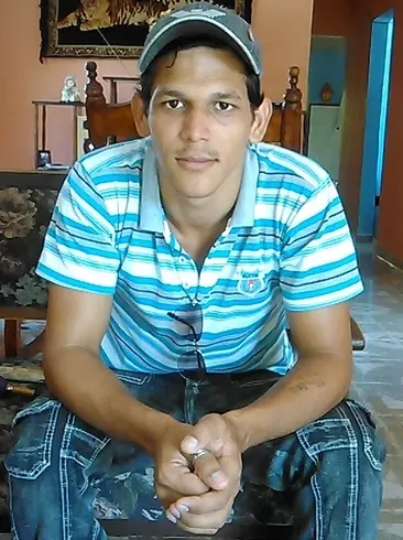 Hombre de 36 busca mujer para hacer pareja en Cuba