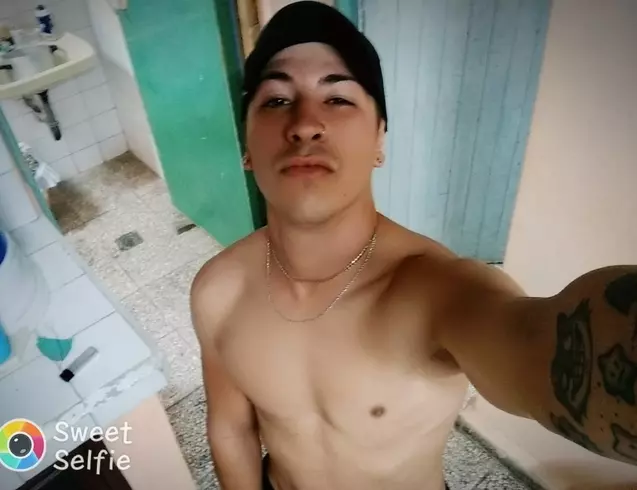 Chico de 29 busca chica para hacer pareja en Holguin, Cuba