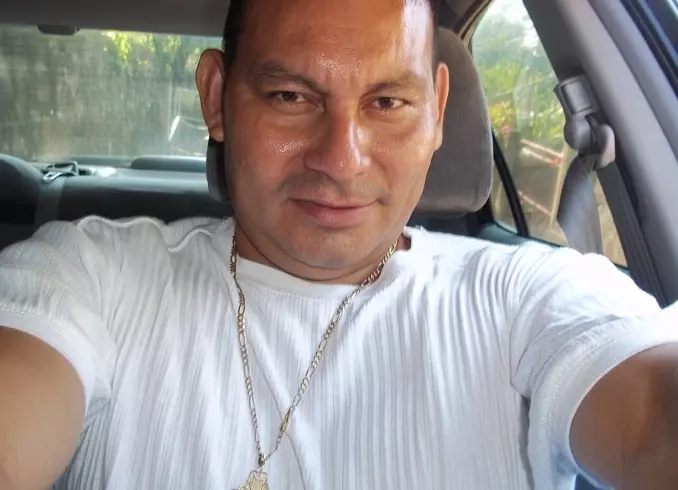 Hombre de 49 busca mujer para hacer pareja en Playa El Cuco, Salvador