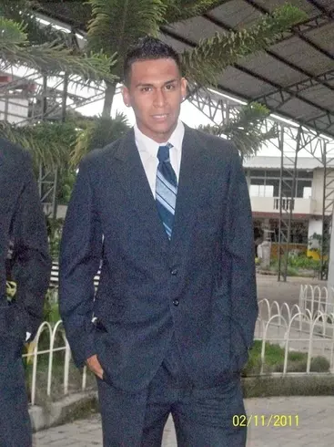 Chico de 33 busca chica para hacer pareja en Guayaquil, Ecuador