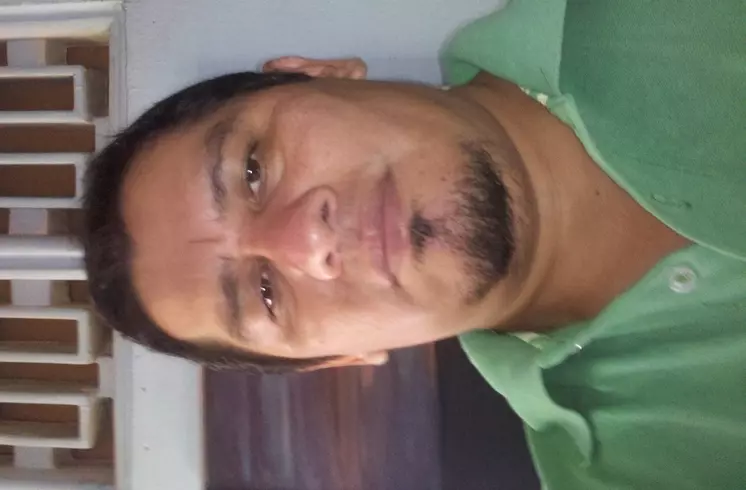 Hombre de 43 busca mujer para hacer pareja en San salvador, Salvador