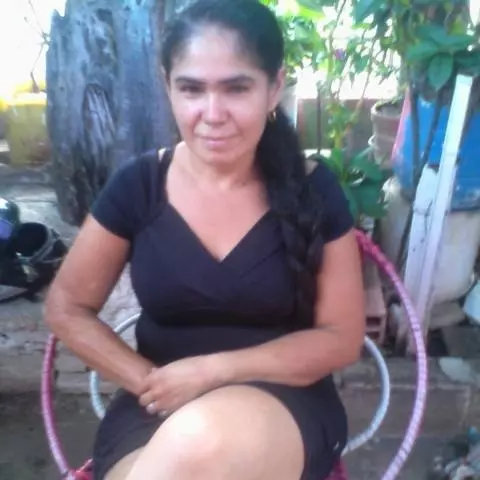 Mujer de 50 busca hombre para hacer pareja en Cúcuta, Colombia