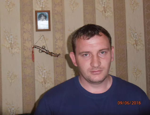 Hombre de 36 busca mujer para hacer pareja en Белинский, Rusia