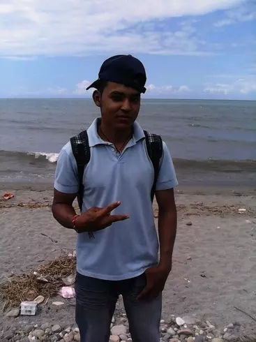 Chico de 29 busca chica para hacer pareja en Ceiba, Honduras