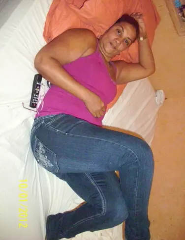 Mujer de 56 busca hombre para hacer pareja en Santo Domingo, República Dominicana