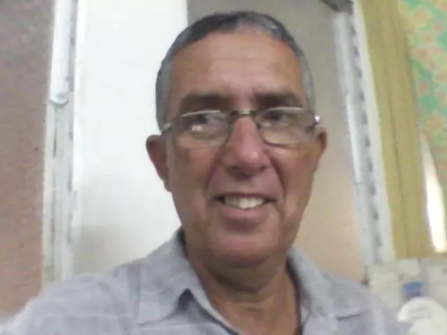 Hombre de 69 busca mujer para hacer pareja en Santa clara, Cuba