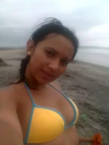 Chica de 34 busca chico para hacer pareja en Quito, Ecuador