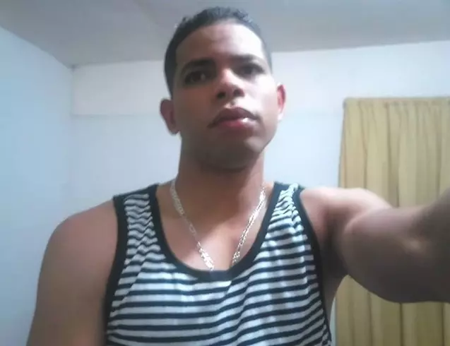 Chico de 32 busca chica para hacer pareja en República Dominicana