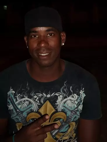 Hombre de 38 busca mujer para hacer pareja en Santa clara, Cuba