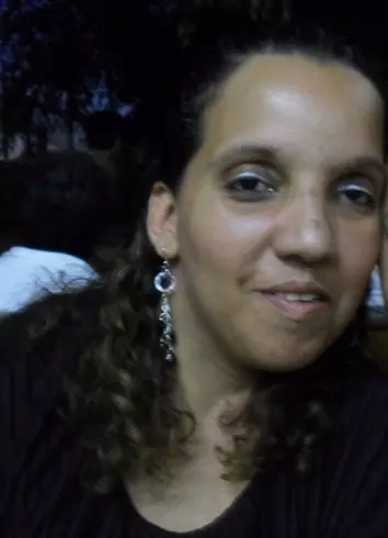 Mujer de 48 busca hombre para hacer pareja en Montevideo, Uruguay