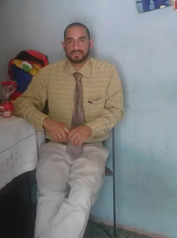 Chico de 34 busca chica para hacer pareja en Caracas, Venezuela