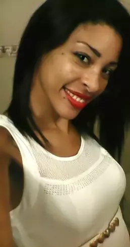 Chica de 34 busca chico para hacer pareja en La Habana, Cuba