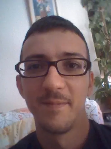 Hombre de 41 busca mujer para hacer pareja en Xativa, España