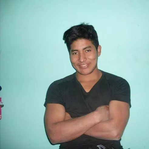 Chico de 33 busca chica para hacer pareja en Santa cruz, Bolivia