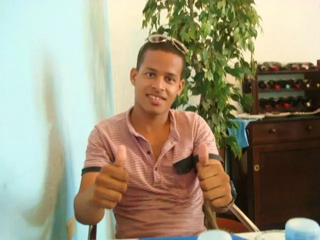 Chico de 31 busca chica para hacer pareja en La Habana, Cuba