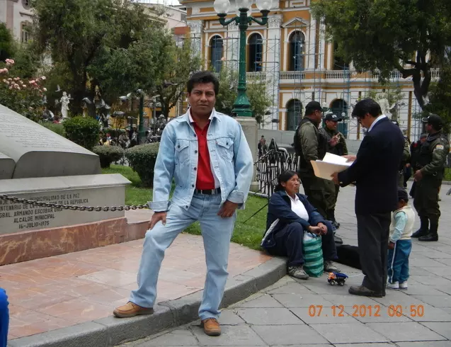 Hombre de 50 busca mujer para hacer pareja en La paz, Bolivia