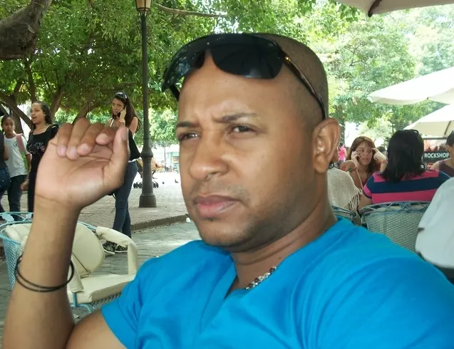 Hombre de 43 busca mujer para hacer pareja en Santo Domingo, República Dominicana