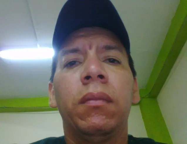 Hombre de 44 busca mujer para hacer pareja en Guayaquil, Ecuador