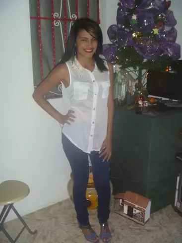 Chica de 32 busca chico para hacer pareja en PORLAMAR, Venezuela