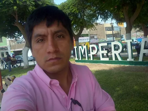 Hombre de 46 busca mujer para hacer pareja en LIma, Perú