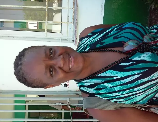 Mujer de 62 busca hombre para hacer pareja en La Habana, Cuba