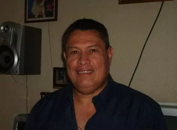 Hombre de 53 busca mujer para hacer pareja en La Uruca, Costa Rica