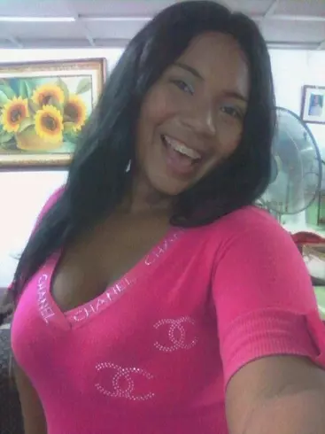 Mujer de 45 busca hombre para hacer pareja en Barranquilla, Colombia