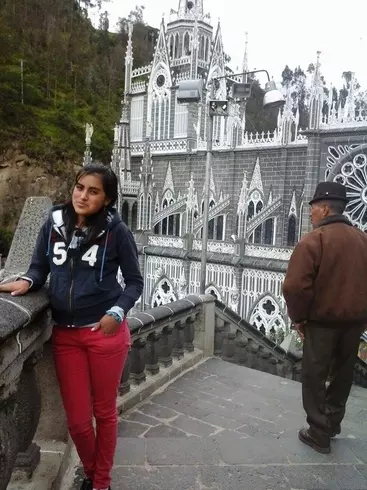 Chica de 32 busca chico para hacer pareja en Quito, Ecuador