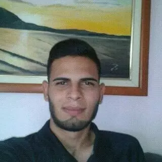 Hombre de 36 busca mujer para hacer pareja en Caracas, Venezuela