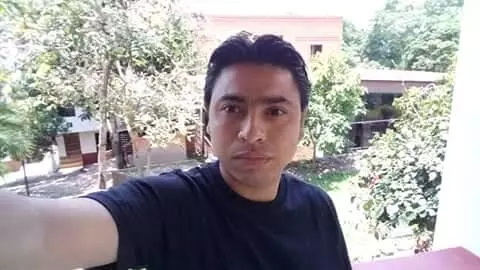 Chico de 35 busca chica para hacer pareja en BOGOTA, Colombia