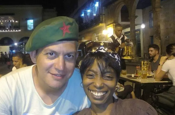 Mujer de 36 busca hombre para hacer pareja en La Habana, Cuba