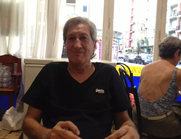 Hombre de 75 busca mujer para hacer pareja en BUENOS AIRES, Argentina
