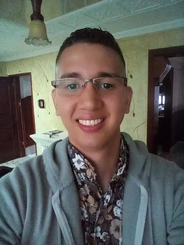 Chico de 29 busca chica para hacer pareja en BOGOTA, Colombia