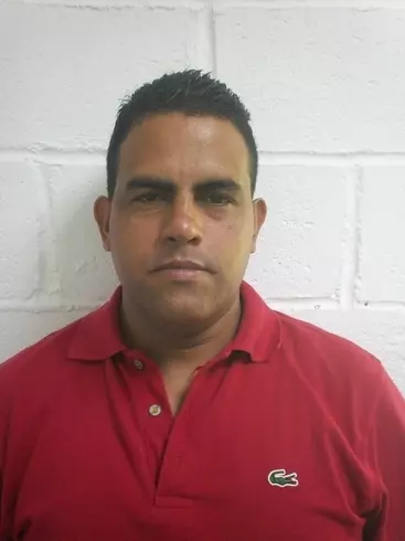 Hombre de 49 busca mujer para hacer pareja en Caracas, Venezuela