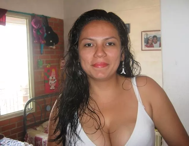 Mujer de 45 busca hombre para hacer pareja en Ali, Colombia