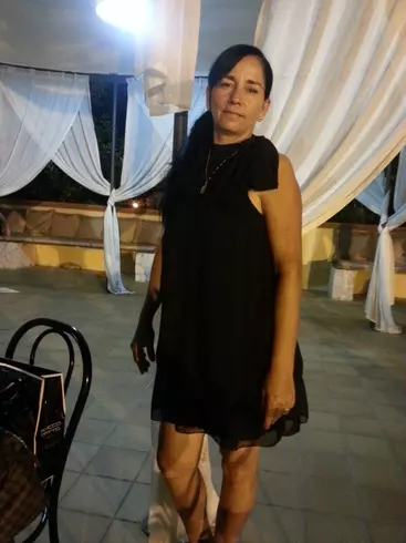Mujer de 56 busca hombre para hacer pareja en Taranto, Italia