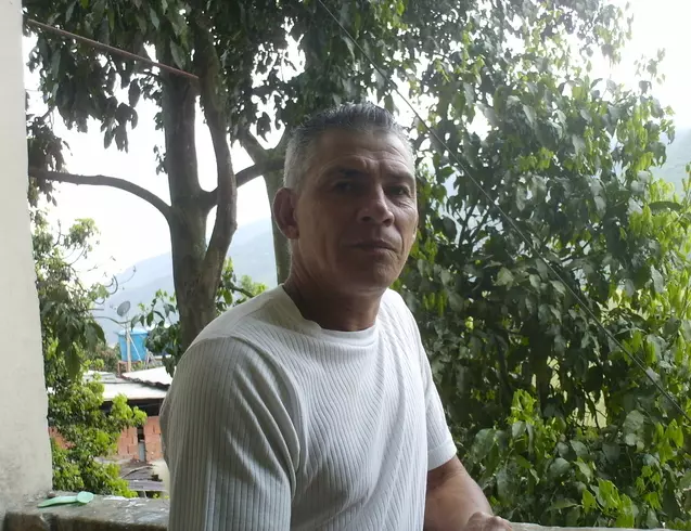Hombre de 67 busca mujer para hacer pareja en Caracas, Venezuela