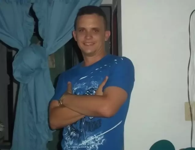 Chico de 35 busca chica para hacer pareja en Cienfuegos, Cuba