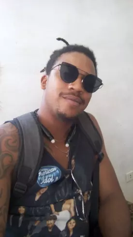 Chico de 34 busca chica para hacer pareja en La Habana, Cuba