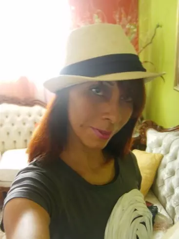 Mujer de 50 busca hombre para hacer pareja en Santo Domingo, República Dominicana