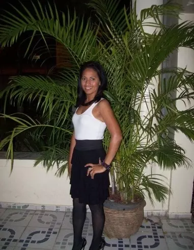 Mujer de 43 busca hombre para hacer pareja en Santiago, República Dominicana