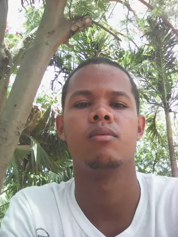 Chico de 31 busca chica para hacer pareja en Santo Domingo, República Dominicana