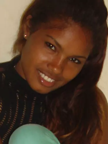 Mujer de 40 busca hombre para hacer pareja en Santo Domingo, República Dominicana