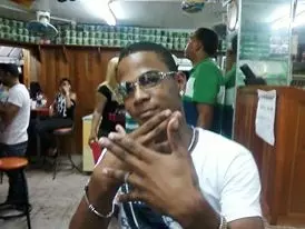 Chico de 33 busca chica para hacer pareja en Santo Domingo, República Dominicana