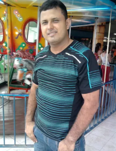 Hombre de 44 busca mujer para hacer pareja en Cartagena, Colombia