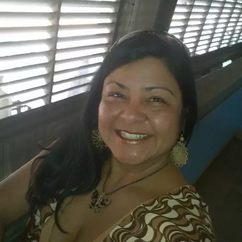 Mujer de 56 busca hombre para hacer pareja en Caracas, Venezuela