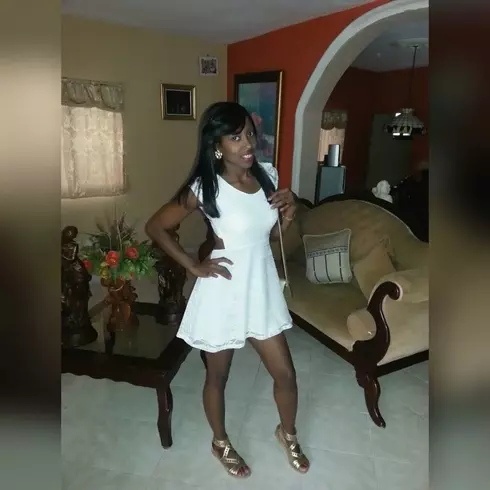 Chica de 32 busca chico para hacer pareja en Santo Domingo, República Dominicana